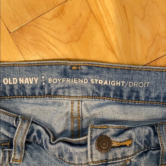 Boyfriend Cut Distressed Jeans - Picture 5 of 6